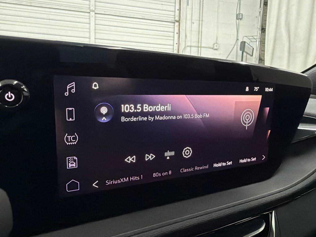 Used 2025 Buick Envista Avenir FWD image 16