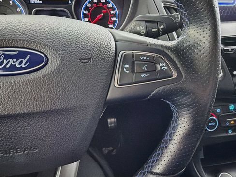 Used 2017 Ford Focus RS AWD/4WD image 44