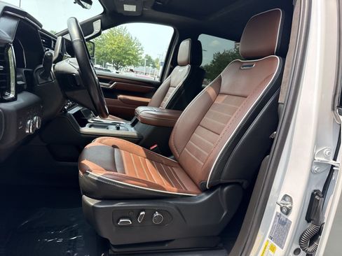 Used 2024 GMC Sierra 2500 Denali Ultimate AWD/4WD image 13