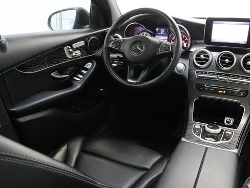 Used 2018 Mercedes-Benz GLC 300 image 34