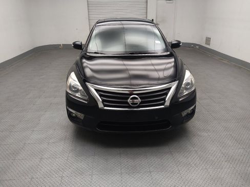Used 2014 Nissan Altima 2.5 SV w/ Convenience Package FWD image 14