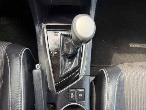 Used 2014 Toyota Corolla S image 18