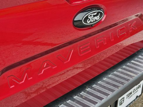 Used 2025 Ford Maverick XLT w/ XLT Luxury Package AWD/4WD image 28