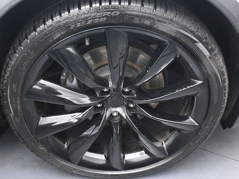 Used 2019 Tesla Model X Long Range image 39