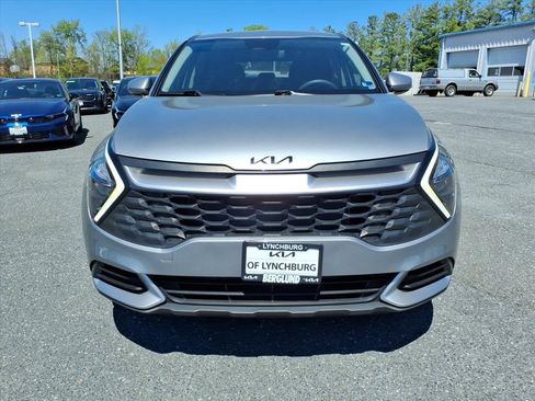 Used 2023 Kia Sportage LX AWD/4WD image 9
