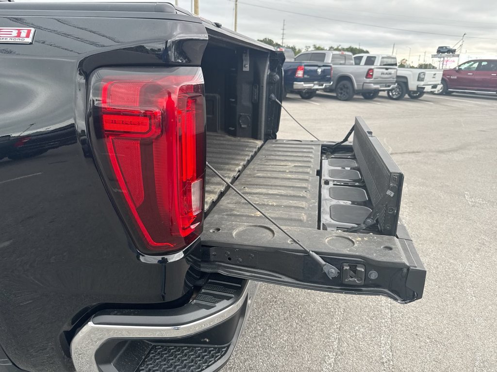 Used 2019 GMC Sierra 1500 SLT w/ SLT Premium Plus Package AWD/4WD image 24