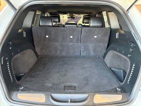 Used 2018 Jeep Grand Cherokee Limited AWD/4WD image 30