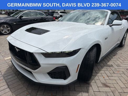 Used 2025 Ford Mustang GT Premium RWD image 46