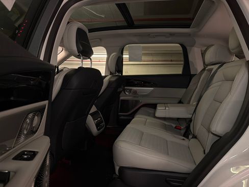 New 2026 Lincoln Nautilus Reserve AWD/4WD image 17