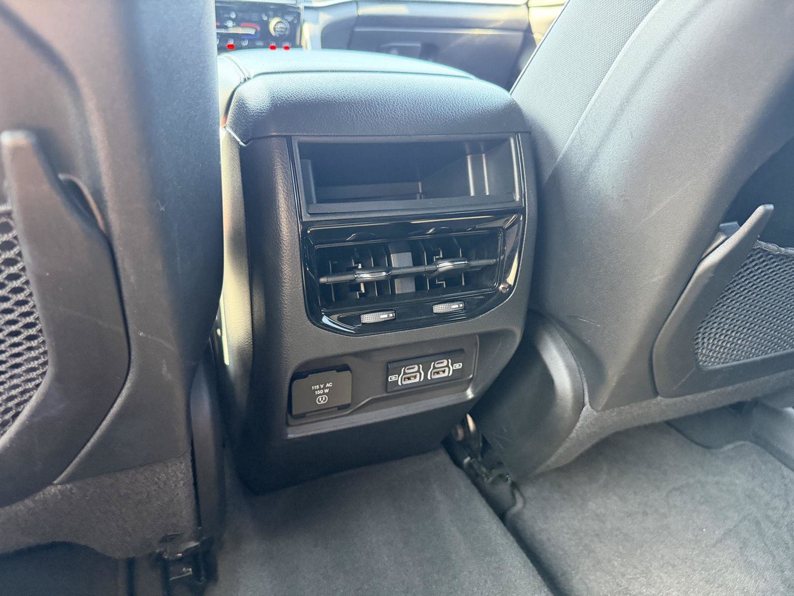 Certified 2024 Jeep Grand Cherokee Altitude AWD/4WD image 9