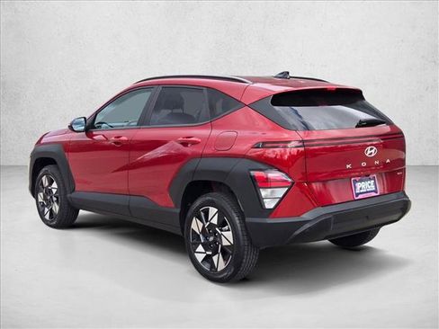 Used 2025 Hyundai Kona SEL AWD/4WD image 7