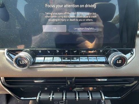 New 2026 GMC Canyon Denali AWD/4WD image 23
