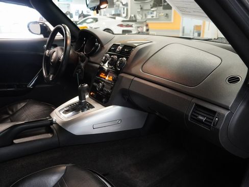 Used 2008 Saturn Sky w/ Premium Trim Package image 19