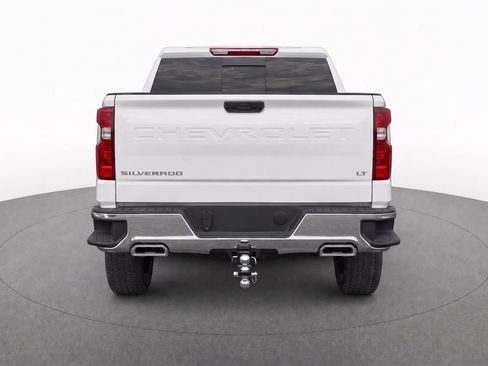 Used 2022 Chevrolet Silverado 1500 LT AWD/4WD image 7