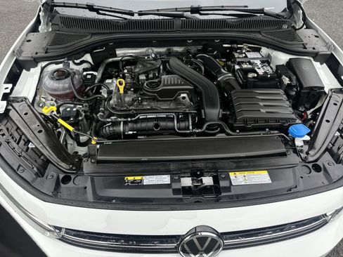Used 2025 Volkswagen Jetta Sport FWD image 34