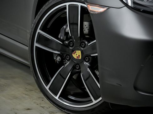 Used 2018 Porsche 718 Boxster image 4