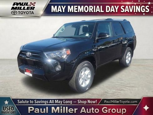 Certified 2022 Toyota 4Runner SR5 Premium w/ Moonroof Package AWD/4WD image 1