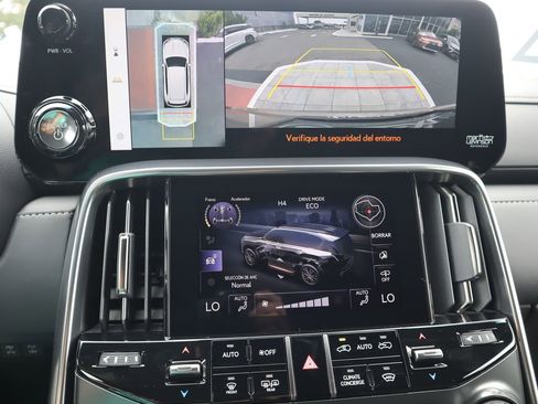 New 2026 Lexus LX 700h Overtrail image 32