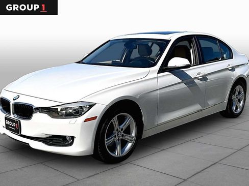 Used 2013 BMW 328i xDrive Sedan AWD/4WD image 1