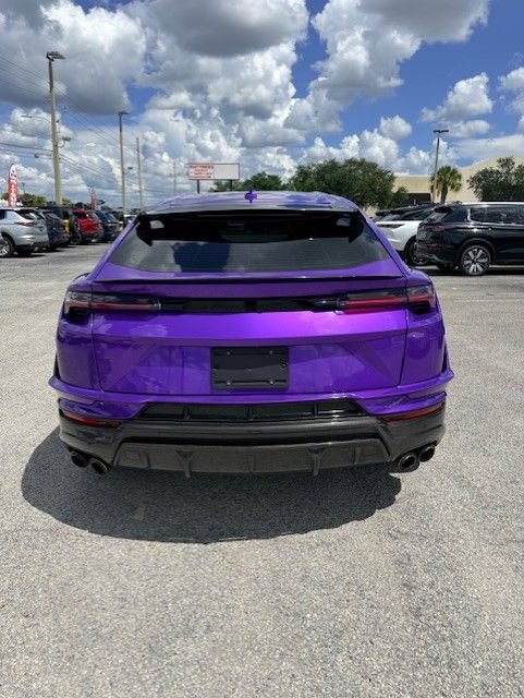 Used 2023 Lamborghini Urus Performante AWD/4WD image 5