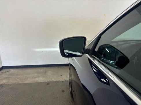 Used 2017 Maserati Levante S image 12