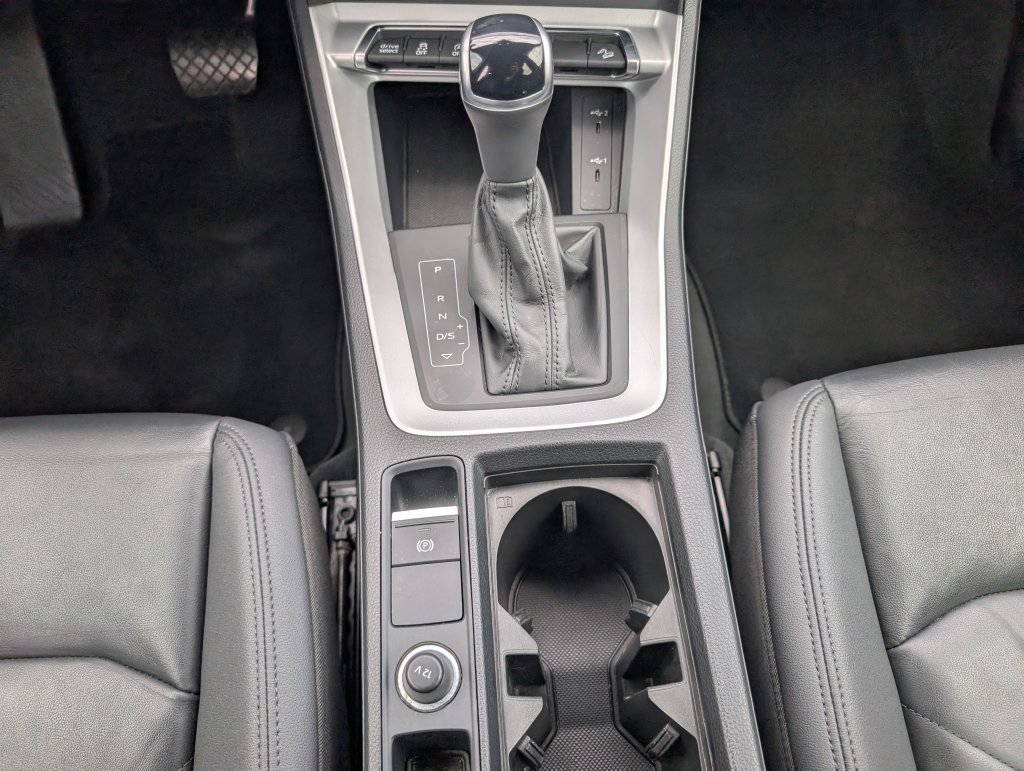 Used 2025 Audi Q3 2.0T Premium AWD/4WD image 23