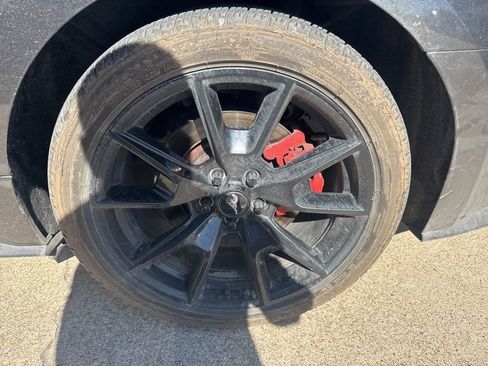 Used 2017 Ford Mustang GT Premium w/ Black Accent Package image 10