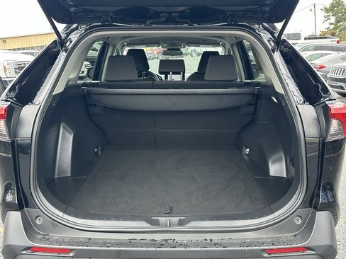 Used 2023 Toyota RAV4 XLE image 37