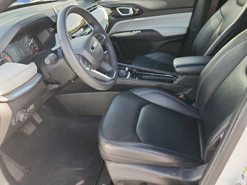 Used 2025 Jeep Compass Limited AWD/4WD image 8