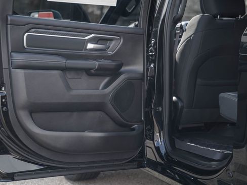 New 2026 RAM 1500 4x4 Crew Cab image 41