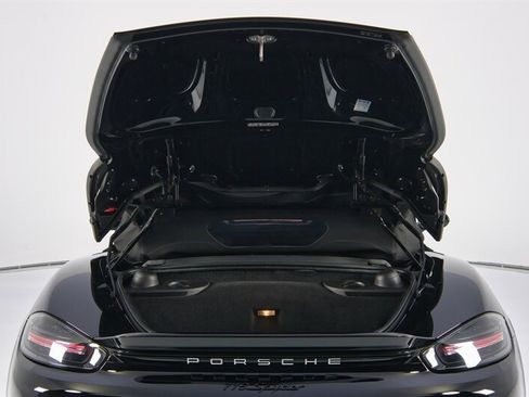 Used 2021 Porsche 718 Boxster Spyder RWD image 54