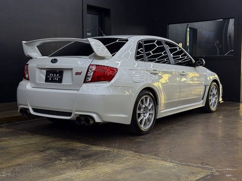Used 2013 Subaru Impreza WRX STI image 9