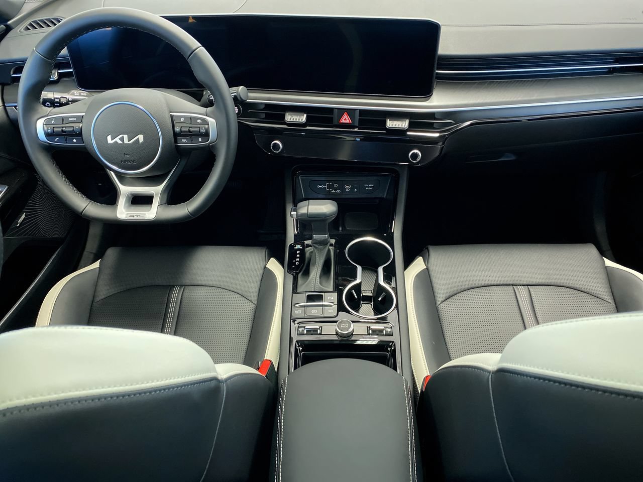 New 2026 Kia K5 GT-Line FWD image 33
