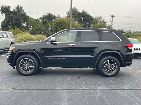 Used 2017 Jeep Grand Cherokee Limited AWD/4WD image 4