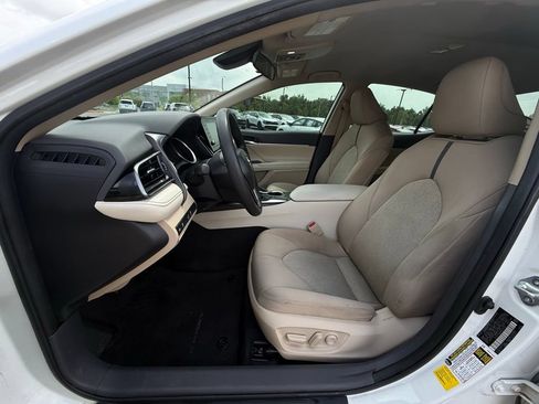Used 2023 Toyota Camry LE FWD image 21