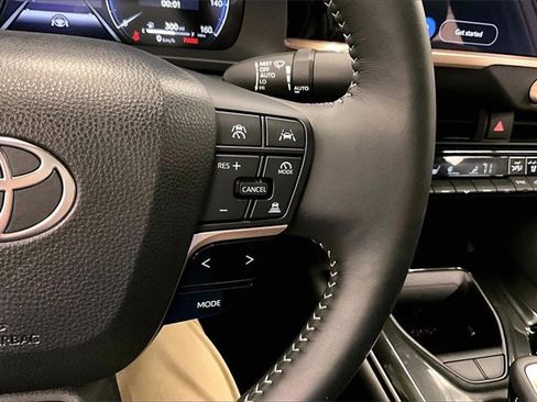 Used 2025 Toyota Crown Nightshade image 24