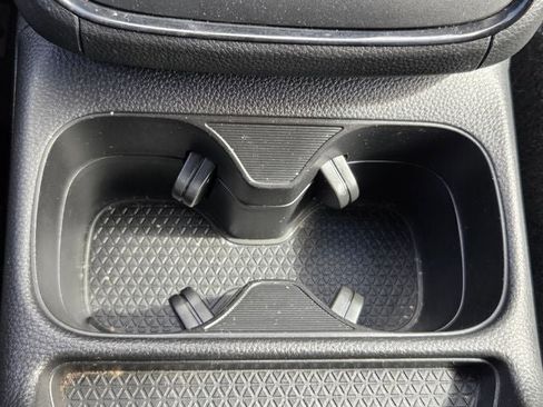 Used 2024 Honda CR-V LX image 17