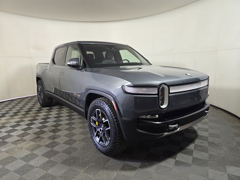 Used 2022 Rivian R1T Launch Edition AWD/4WD image 7