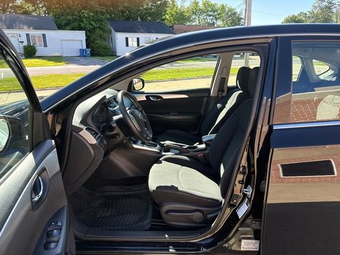 Used 2016 Nissan Sentra S FWD image 10