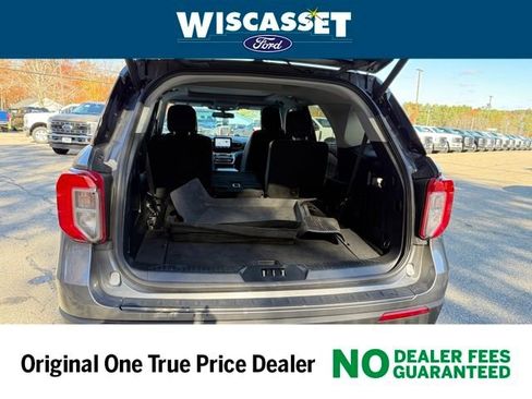 Certified 2022 Ford Explorer XLT w/ Equipment Group 202A image 12