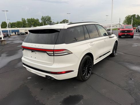 Used 2025 Lincoln Aviator Reserve w/ Equipment Group 201A AWD/4WD image 6
