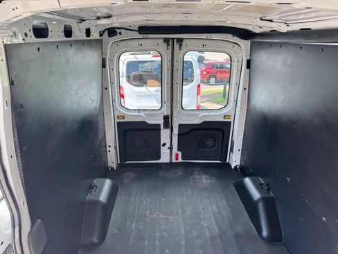 Used 2020 Ford Transit 250 Medium Roof AWD w/ Load Area Protection Package image 11