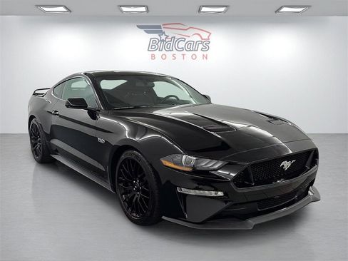 Used 2018 Ford Mustang GT w/ GT Performance Package image 3