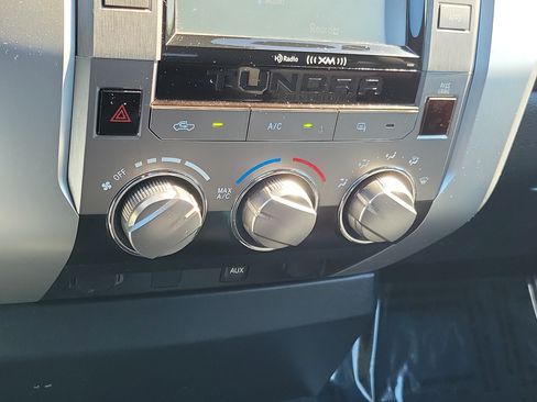 Used 2018 Toyota Tundra SR5 RWD image 26