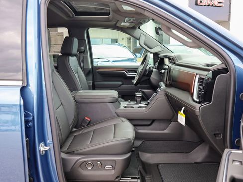 New 2026 GMC Sierra 1500 Denali w/ Technology Package AWD/4WD image 33