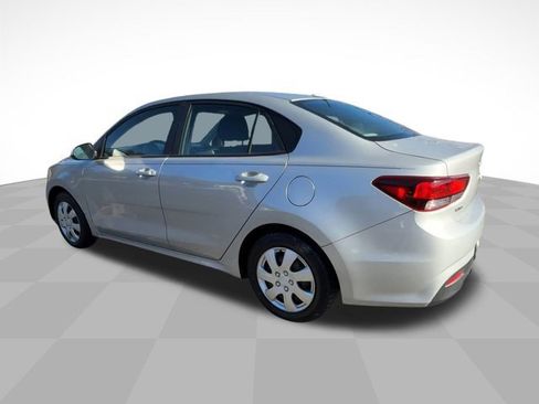 Used 2020 Kia Rio S image 5