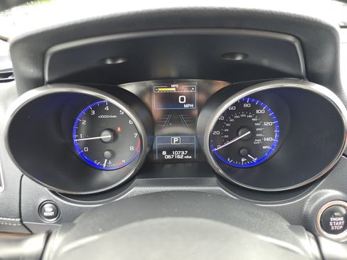 Used 2018 Subaru Outback 2.5i Touring AWD/4WD image 22