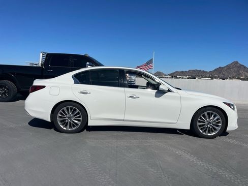 Used 2021 INFINITI Q50 Luxe image 3