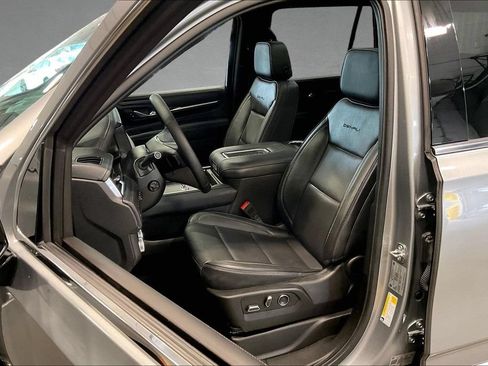 Used 2024 GMC Yukon Denali AWD/4WD image 22
