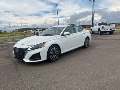 Used 2023 Nissan Altima 2.5 SV